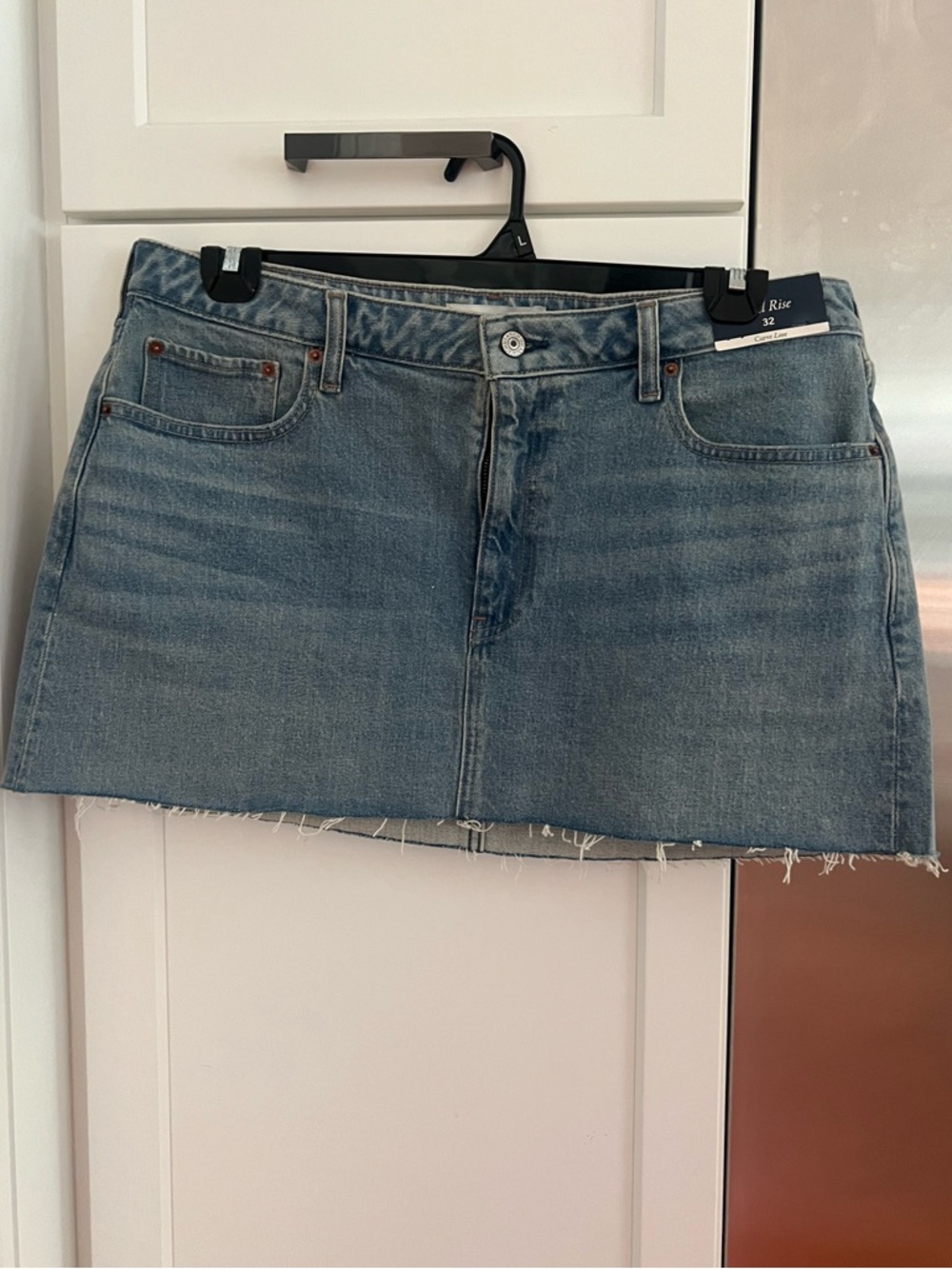 Abercrombie & Fitch Curve Love Mid-rise Light Blue Denim Mini Skirt-Size 32 - Picture 4 of 8